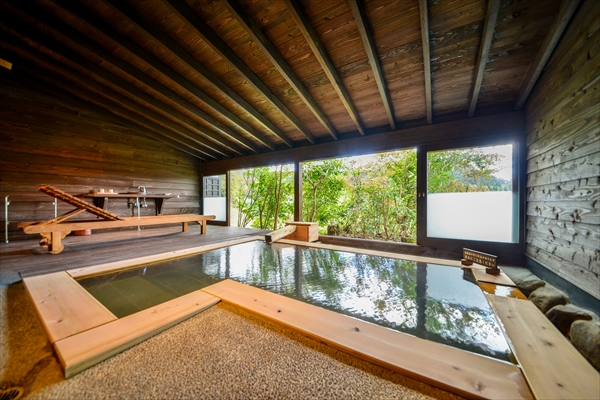 Semi Open-air Bath in the one-story Guest room Suoh