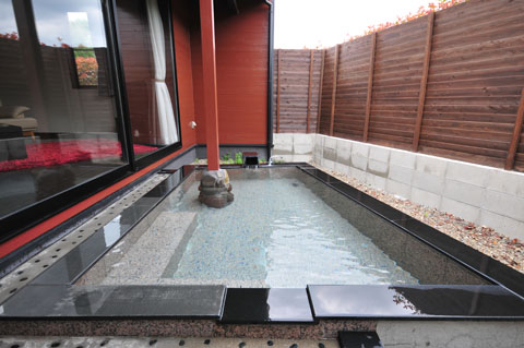 Type B Mikazuki guest room open-air bath