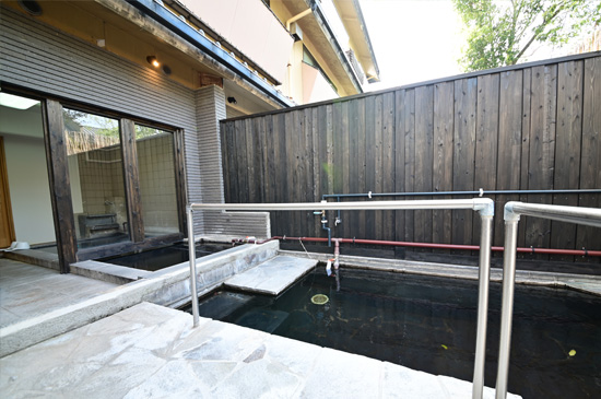 Private open-air bath Kawasemi